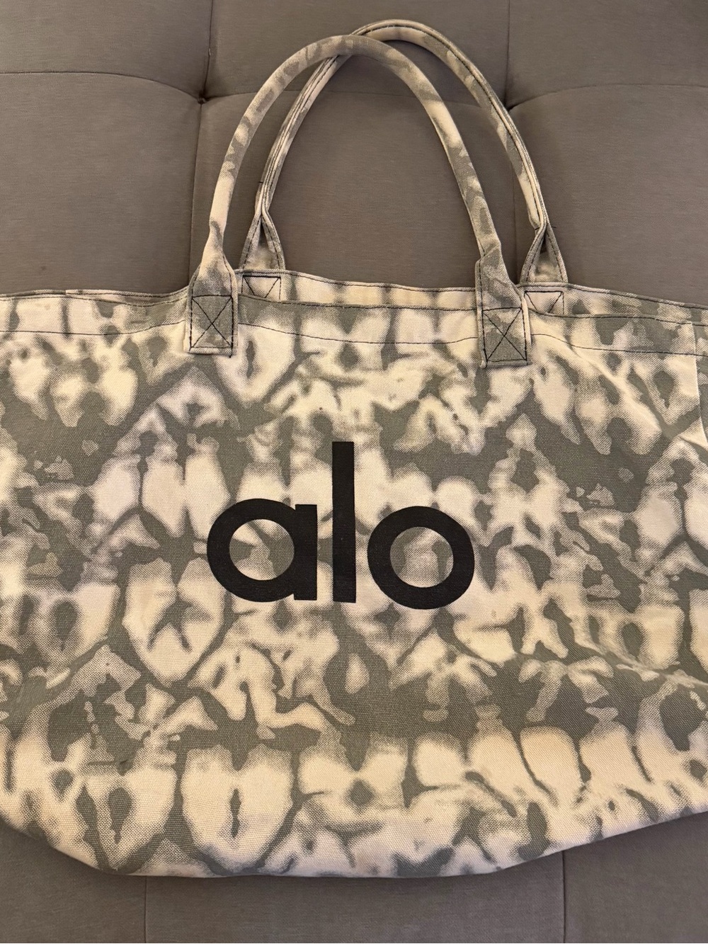 ALO Yoga Tie-Dye Canvas Tote in Gray and Cream